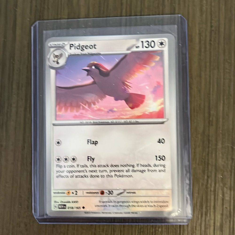 Pokemon Pidgeot Card
